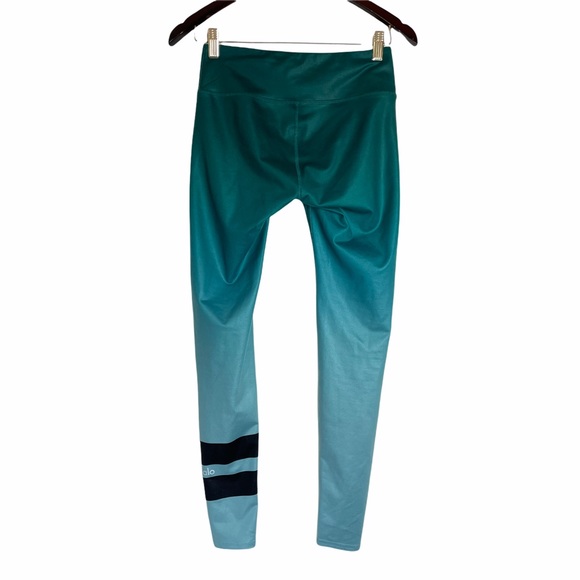 Alo Yoga Airbrush Gradient Leggings in Green Evermint Size XS - Picture 5 of 16